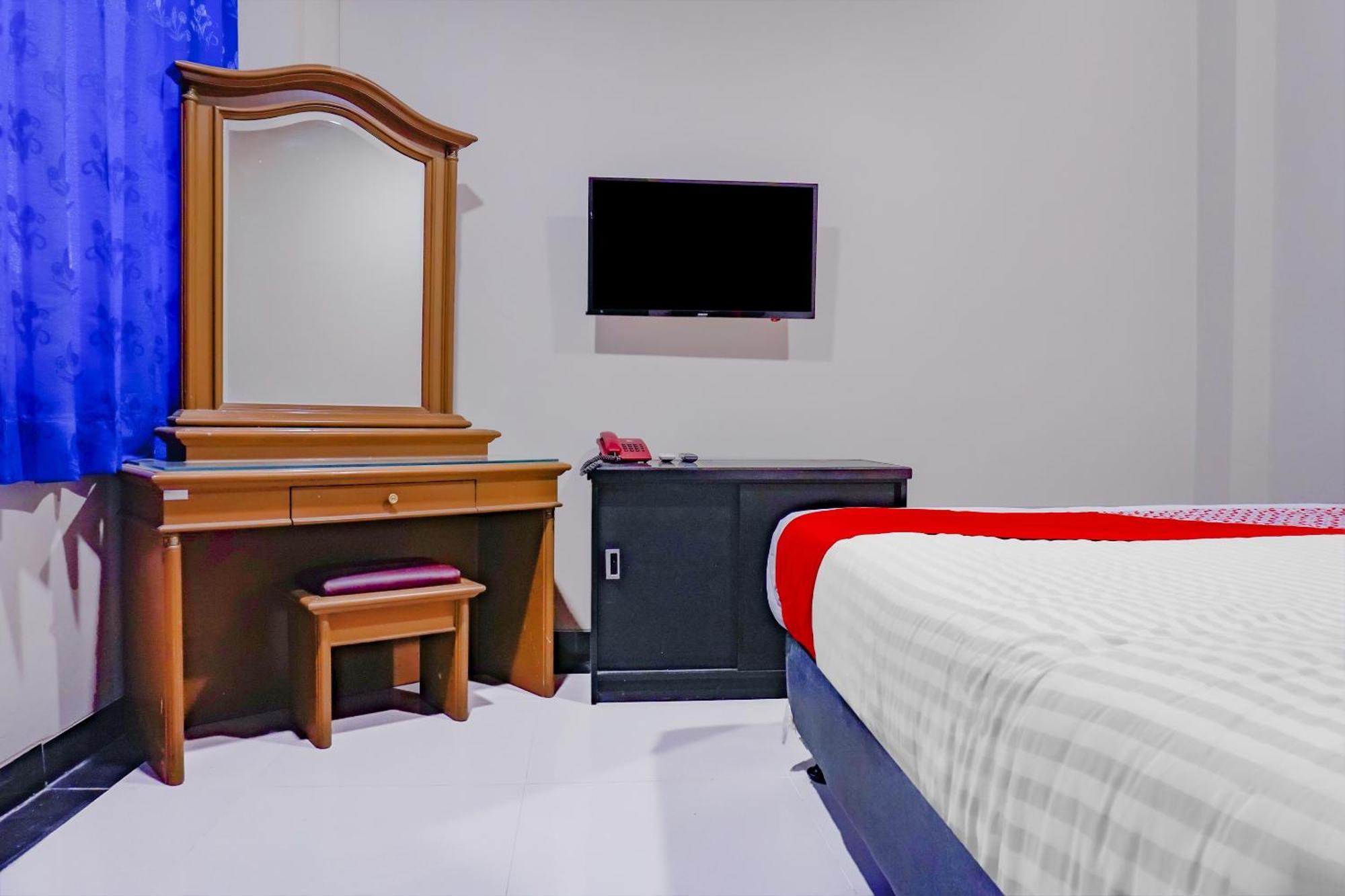Oyo 117 Blueberry Homestay Jakarta Luaran gambar